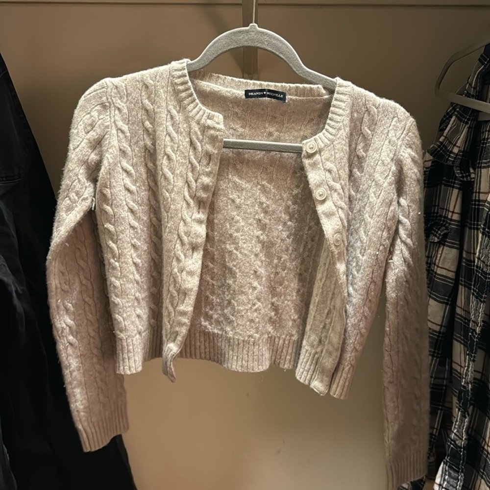 Grey Brandy Melville cropped button up sweater